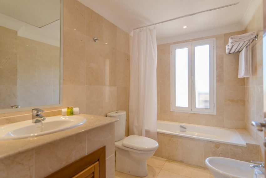 R2543957-Apartment-For-Sale-Nueva-Andalucia-Middle-Floor-2-Beds-89-Built-15