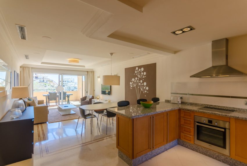 R2543957-Apartment-For-Sale-Nueva-Andalucia-Middle-Floor-2-Beds-89-Built-4