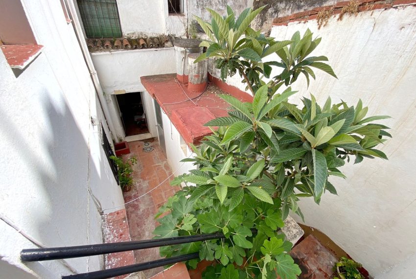 R3032882-Townhouse-For-Sale-Marbella-Terraced-10-Beds-284-Built-6