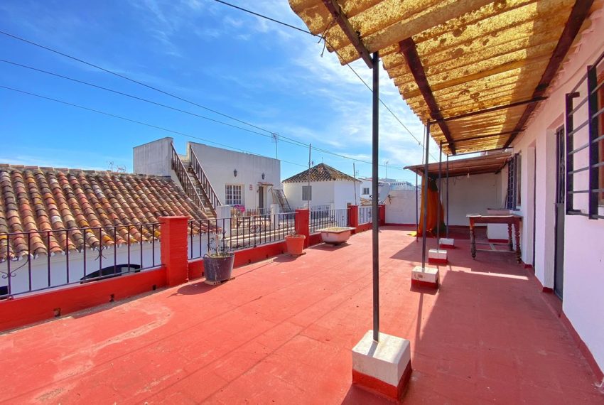 R3032882-Townhouse-For-Sale-Marbella-Terraced-10-Beds-284-Built-8