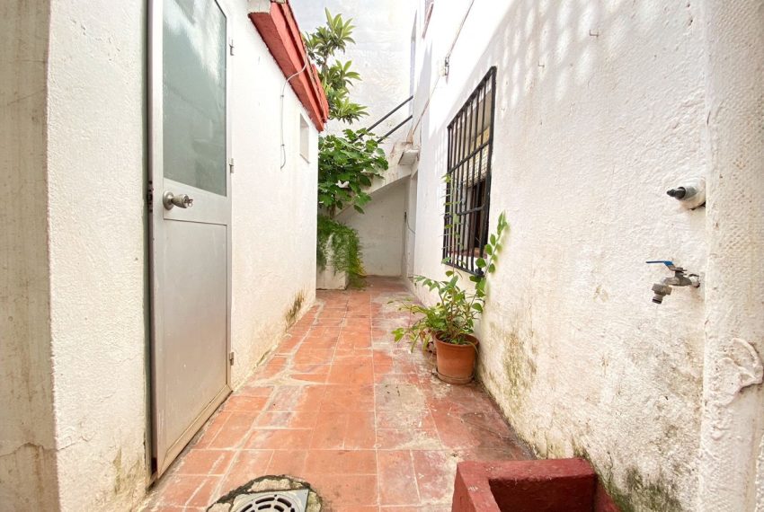 R3032882-Townhouse-For-Sale-Marbella-Terraced-10-Beds-284-Built-9