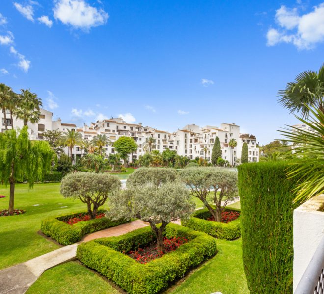 R3855664-Image 1-Ground Floor - 2 Beds - 102 Built